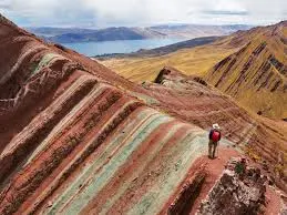 Montaña de colores